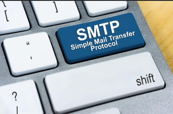 Abandon par Microsoft du service SMTP

Microsoft prévoit bien d’abandonner la Basic Authentication (authentification simple avec nom d’utilisateur/mot de passe) utilisée pour SMTP AUTH dans Exchange Online. Voici les principaux éléments à connaître :